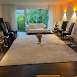 Gemuetliche Am Waldrand In Villa