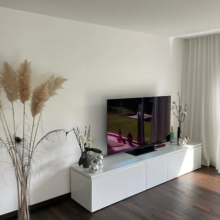 Gemuetliche Am Waldrand In 别墅 陶努斯施泰因