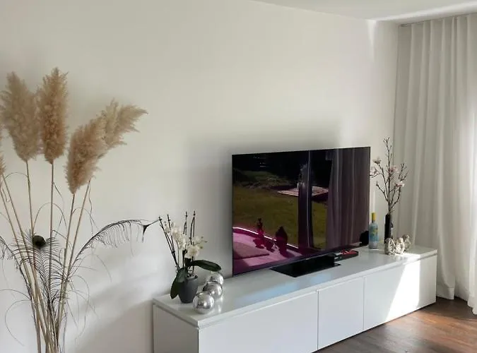 Gemütliche Am Waldrand In Villa Taunusstein